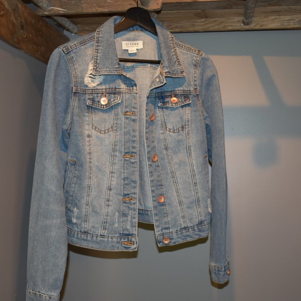 Cisono Light Wash Denim Jean Jacket